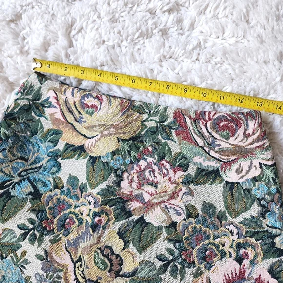 & Other Stories Floral Jacquard Mini Skirt - Picture 6 of 10